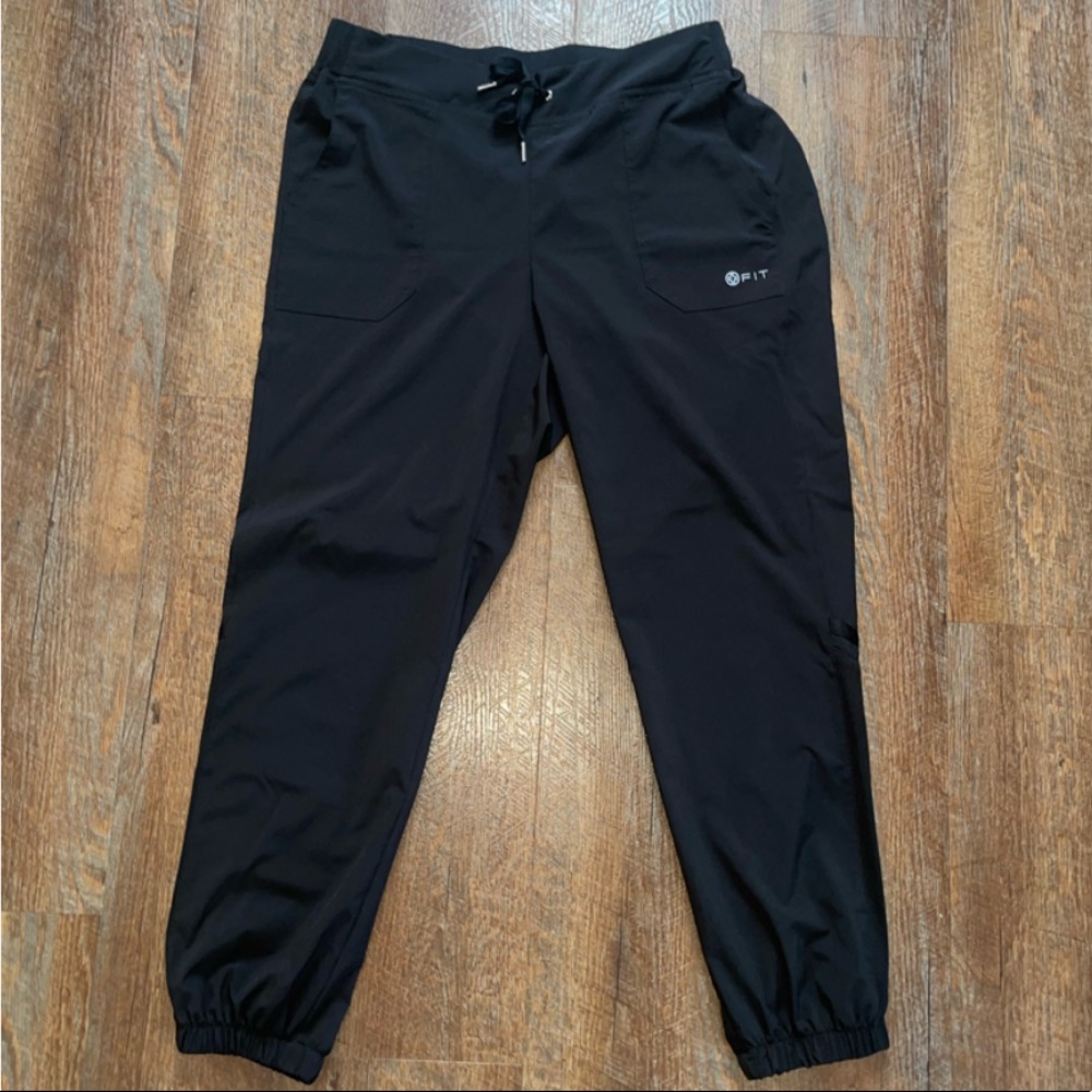 White Cross Fit Jogger Scrubs